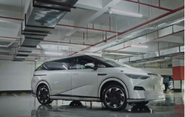 小鹏汽车公布车辆原地转向专利